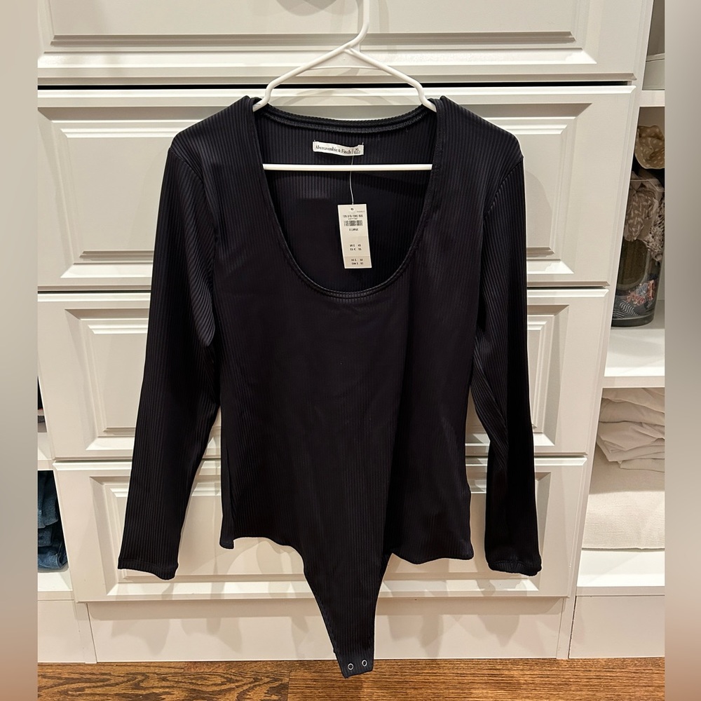 NWT Black Abercrombie Long-Sleeve Scoopneck Ribbed Bodysuit